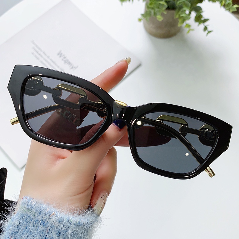 Mata Kucing Kacamata Hitam Wanita Fashion Desainer Hitam Vintage SunGlasses