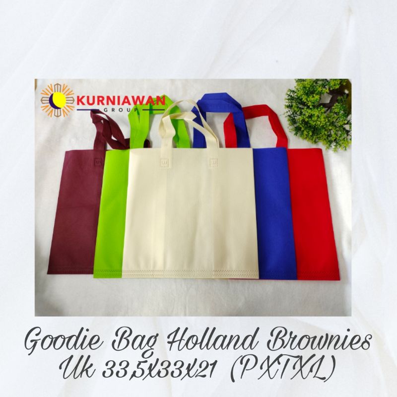 

Tas Spunbond Goodie Bag Holland dan Brownies Besar Per Lusin