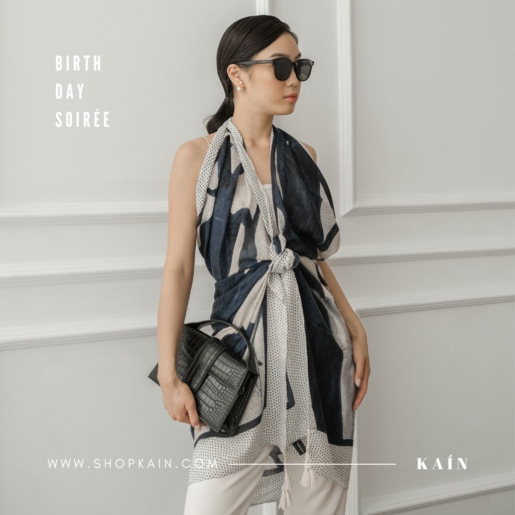 SHOPKAIN Enoch Shawl - BIRTHDAY SOIRÉE