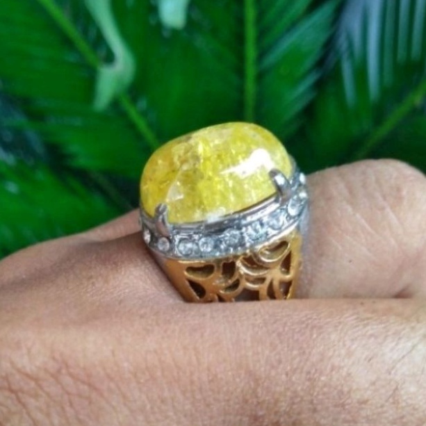 cincin batu yellow topas pecah seribu