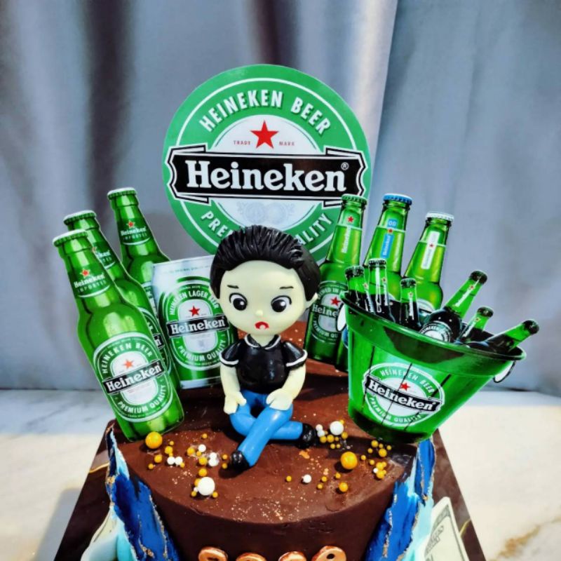 

Topper Heineken Dekorasi Kue