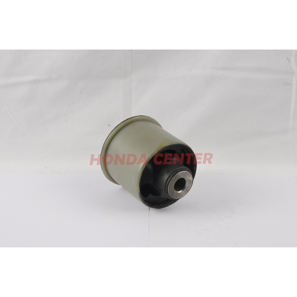 bushing bush bosh bos karet lower arm sayap  roda belakang honda brio mobilio hrv brv freed jazz s rs ge8 gk5 2008 2009 2010 2011 2012 2013 2014 2015 2016 2017 2018 2019 2020  city gm2 gm6 2009 2010 2011 2012 2013 2014 2015 2016 2017 2018