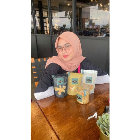 

Seblak Kering premium kemasan toples 180gr