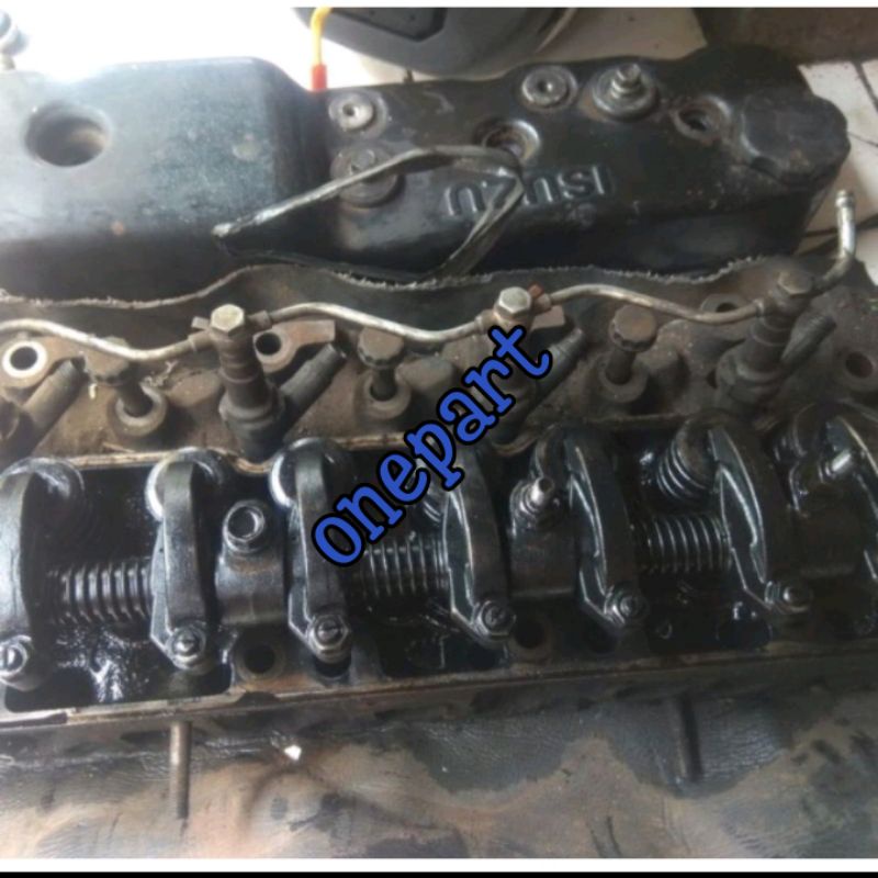 cylinder head panther 2500 CC original
