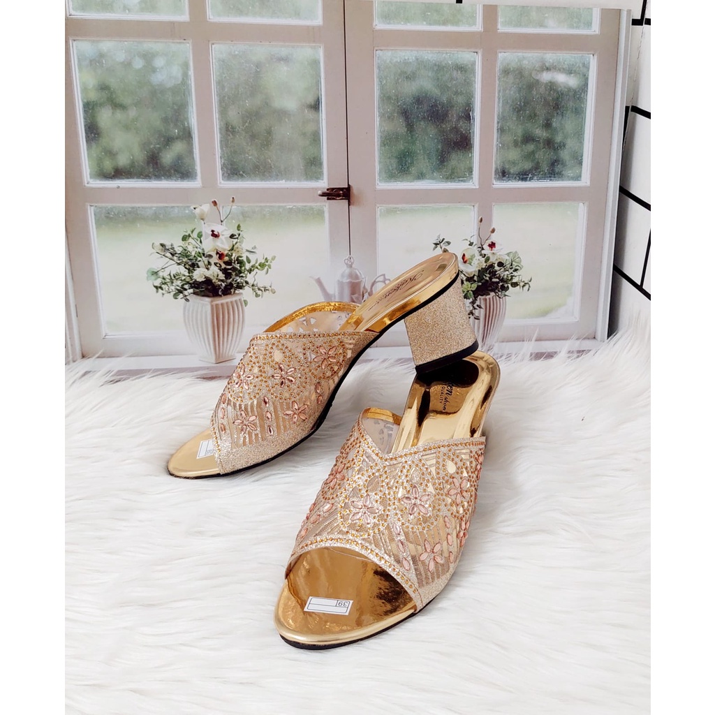 SANDAL PESTA WANITA MOTIF PAYET IMPORT HAK BUNGKUS 5 CM YD 014