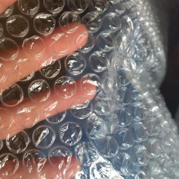 

Bubble wrap ukuran 1,25 m x 50 m harga murah