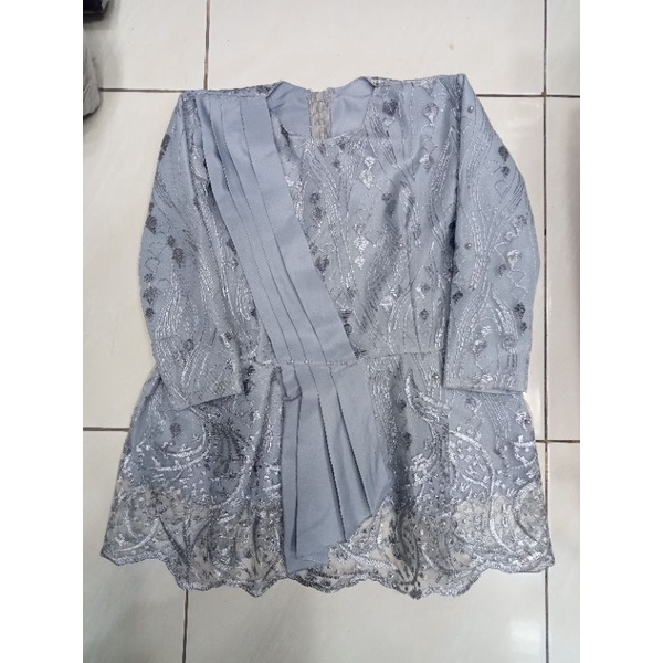 Kebaya Patah/Kebaya Anak