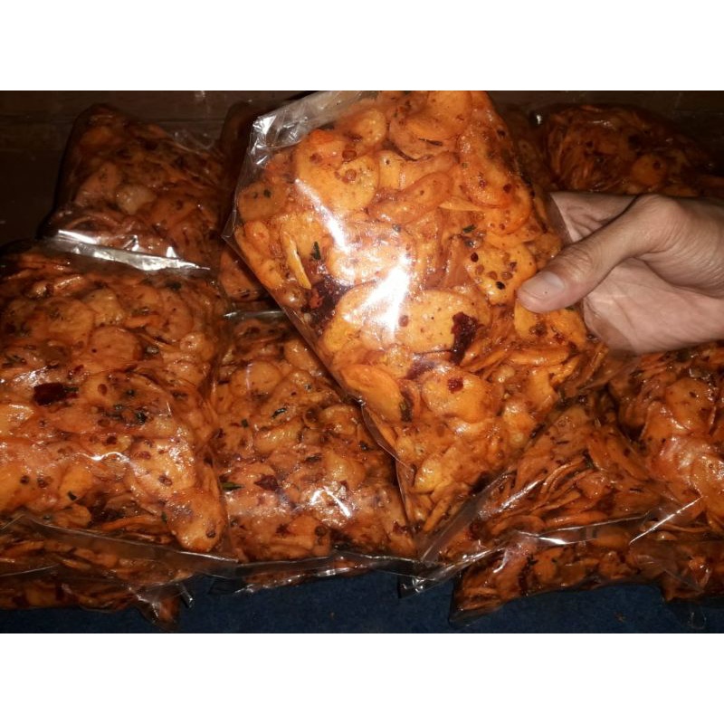 

CEMILAN PEDAS SEBLAK KERING KRUPUK SEBLAK RASA CIKUR SEBLAK KENCUR kerupuk bawang cemilan cikruh cemilan murah cemilan pedas