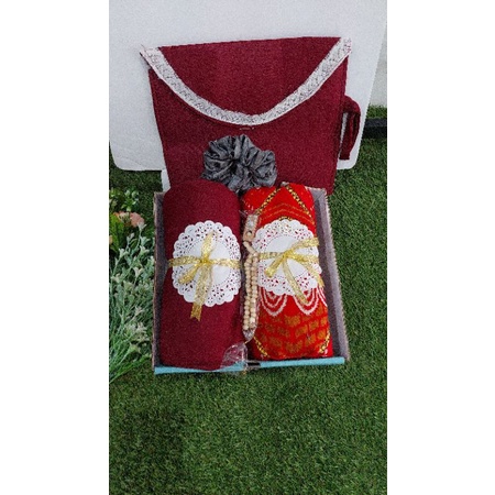 Hempers Hadiah Mukena Sajadah Oleh oleh umroh Haji