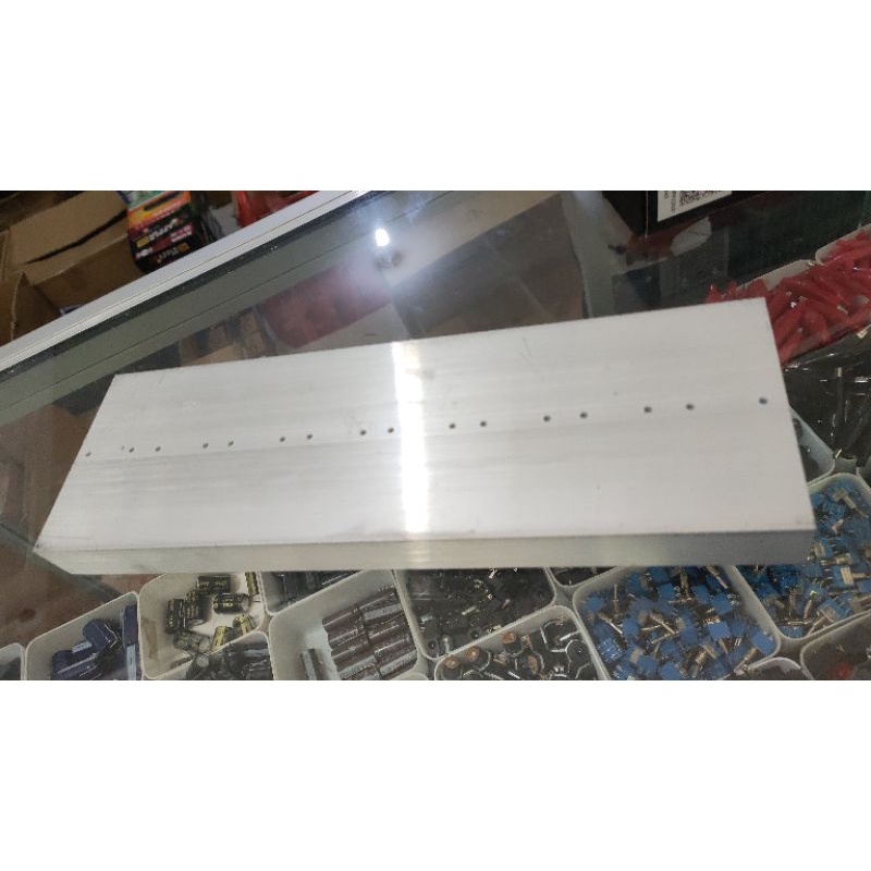 HEATSINK PENDINGIN 10 STRIP 30CM  TRANSISTOR SANKEN DAN THOSIBA