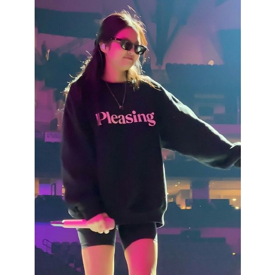 [PREMIUM] CREWNECK &quot;PLEASING&quot; JENNIE BLACKPINK