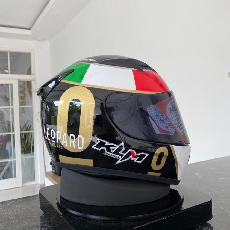 Helm Fullface Dewasa Merk KLM Model R10 - MOTIF