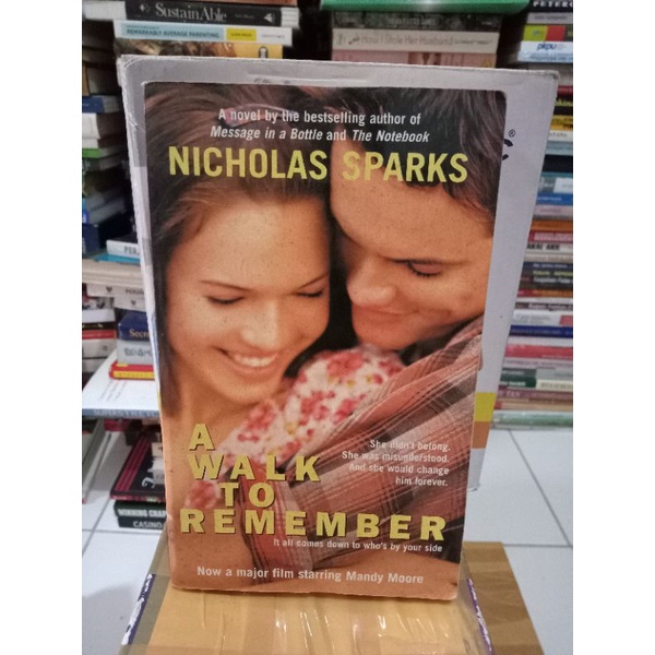Novel Import  A  WALK TO REMEMBER  NICHOLAS SPARKS