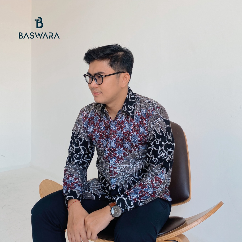 Baswara Batik Saka Lengan Panjang Biru Merah A43