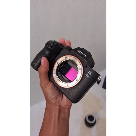 camera sony a7iii + lensa fe 50mm f1.8