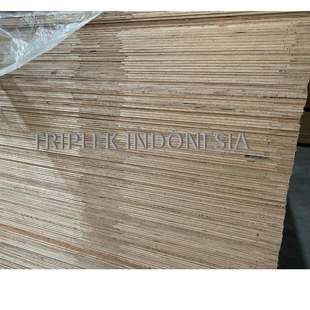 Triplek Cor MC 8mm 122x244cm / Plywood Cor Meranti Campur 8mm 4x8