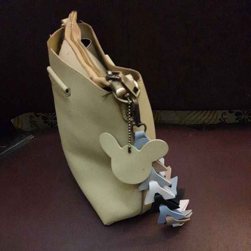 TAS MISS HELLO PRELOVED ORI