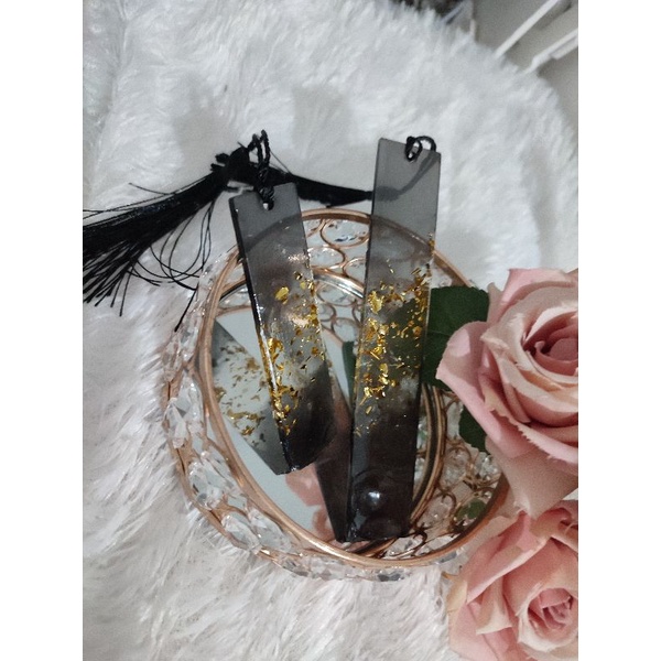

Bookmark Resin
