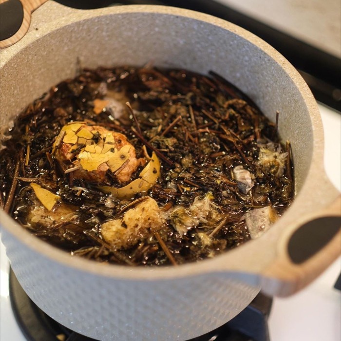 

PAKET LIANG TEH + LOUHANKUO GOLD + CHRYSANTHEMUM TEA 10GR