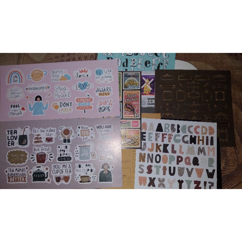 

Journal Free Stiker