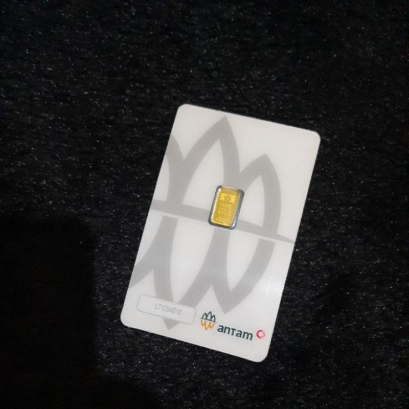 emas 0,5 gram 2025 logam mulia antam tabungan simpanan solo kado