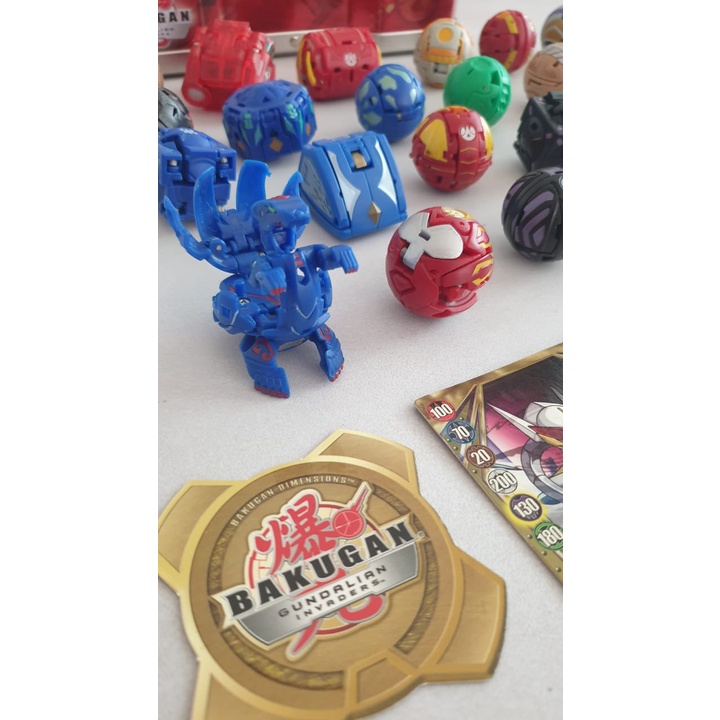 Spin Master Bakugan Evolutions + Cards + Baku Tin