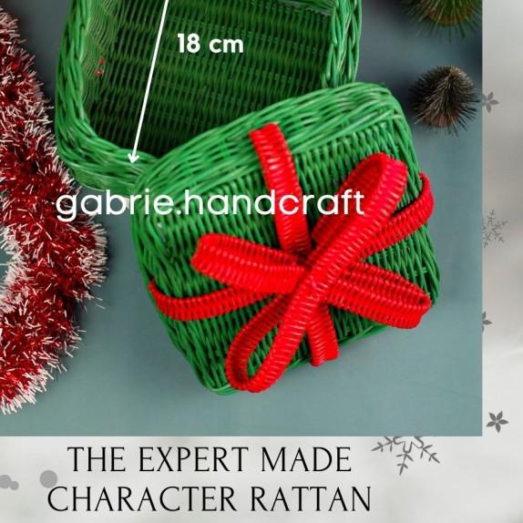 

ROTAN KOTAK DENGAN PITA - TEMPAT HAMPERS NATAL, SOUVENIR CHRISTMAS - Hijau