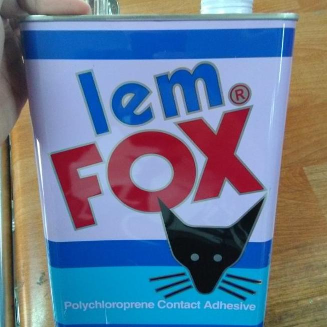 

LEM KUNING SERBAGUNA FOX BIRU 1 GALON (ISI NETTO 2.5KG 2.5 KG)