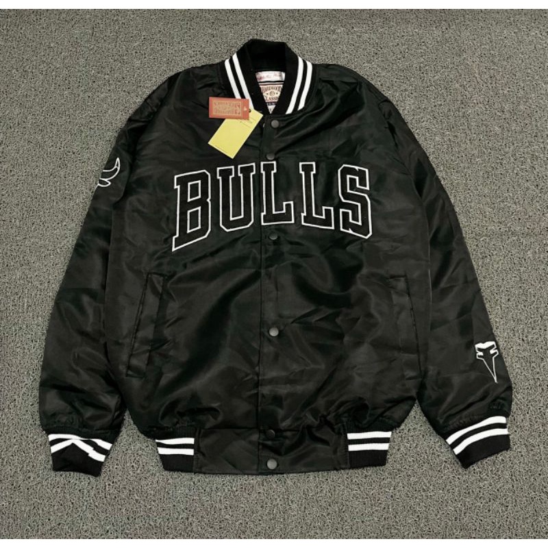 NBA JACKET VARSITY CHICAGO BULLS