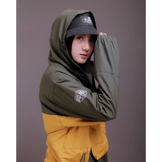 The Bojiel Daily - Hijau Kuning Jaket Cougle Jaket Parasut Jaket Pria Jaket Outdoor