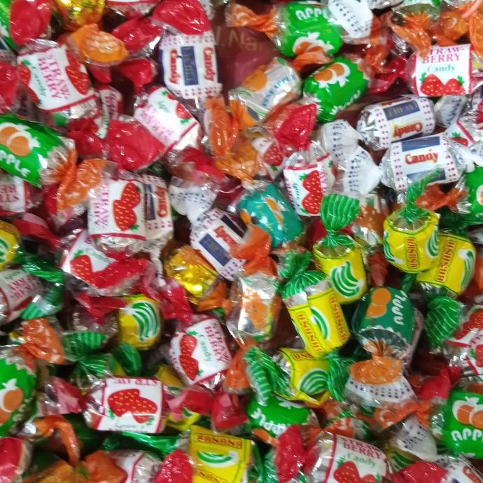 

Sale Permen Buah Xiaomimi 1kg/1000 Gram /PERMEN LUNAK/PERMEN VIRAL/PERMEN MILO/PERMEN YUPI/PERMEN JADUL/PERMEN KARET