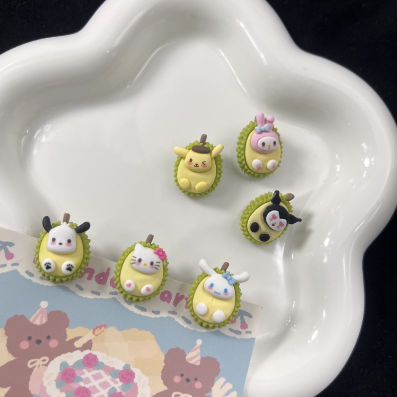 Jepit Rambut Mini Bentuk Kartun Hello Kitty Bahan Resin Untuk Anak Perempuan