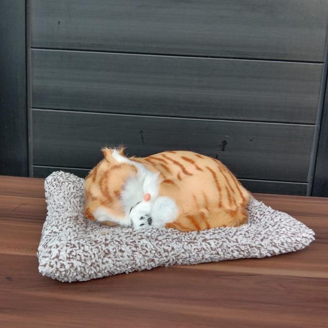 Boneka Lucu Hiasan Dashboard Mobil Ruangan penghilang bau mobil kucing