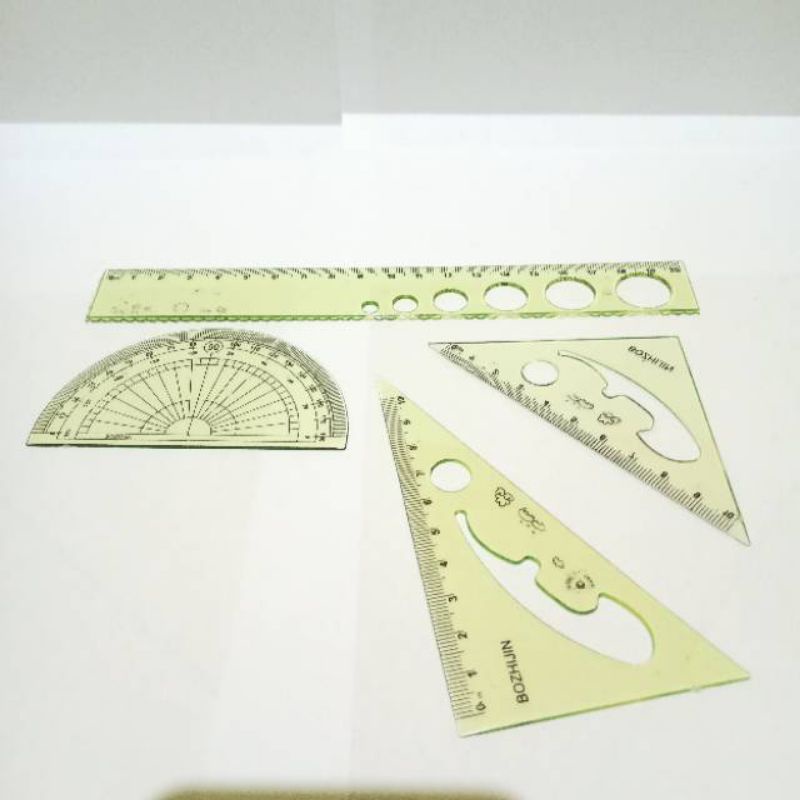 

Penggaris Satu Set 4 in 1