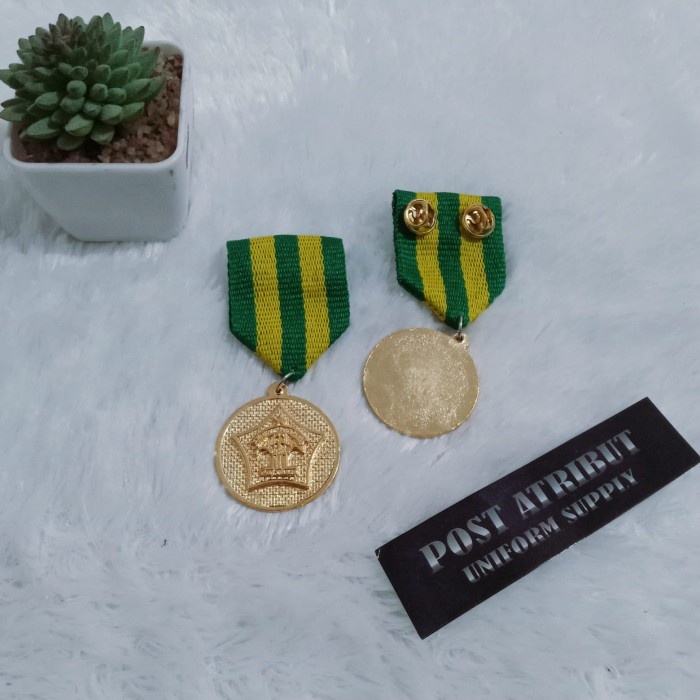 Lencana Cendekia Poltekip / Cendekia Peringkat / Atribut Poltekip