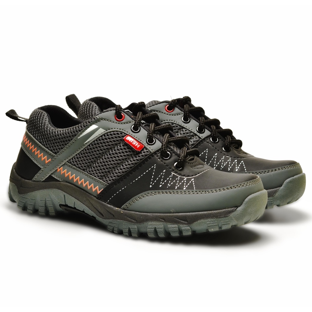 Sepatu Olahraga Outdoor HIking Gunung Adventure Terlaris