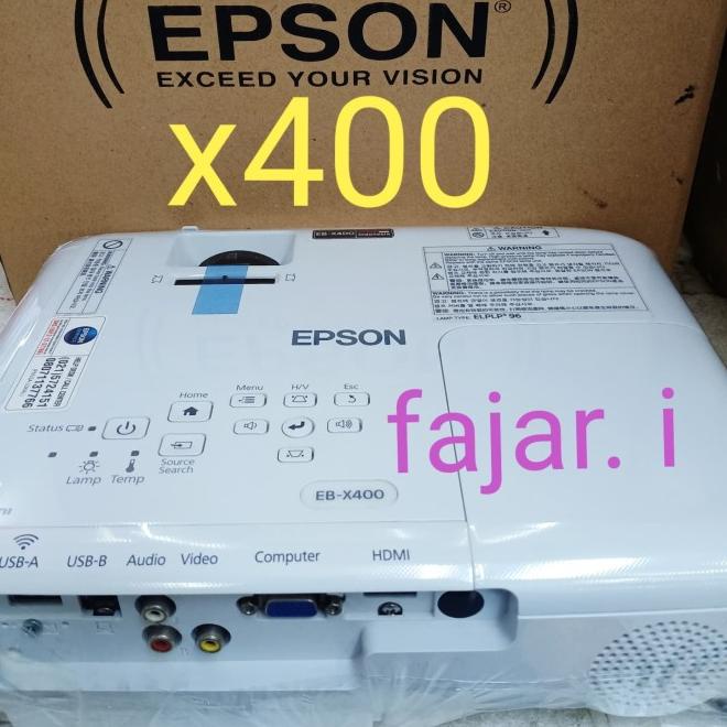 Proyektor Epson Eb-X400.