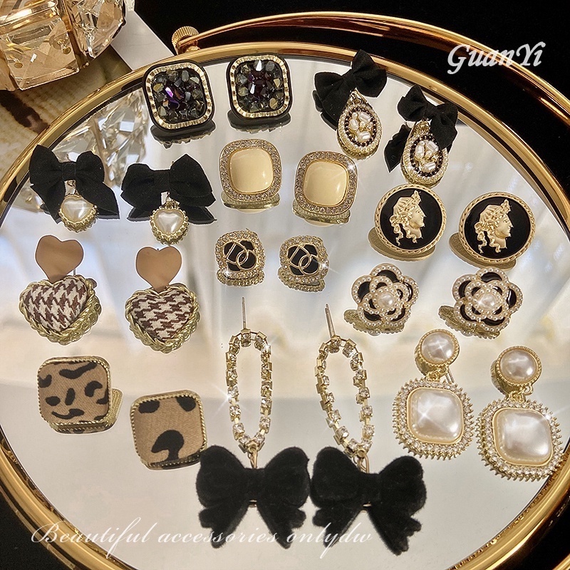 Anting Stud Hias Mutiara Gaya Vintage Korea Untuk Wanita