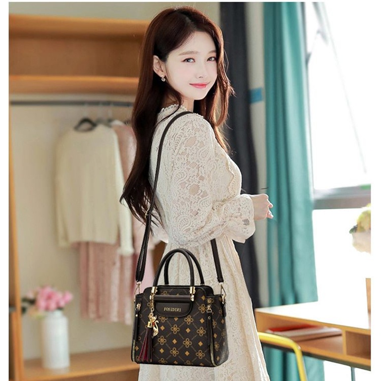 Tas Wanita Selempang elegan Premium High Quanlity Original import