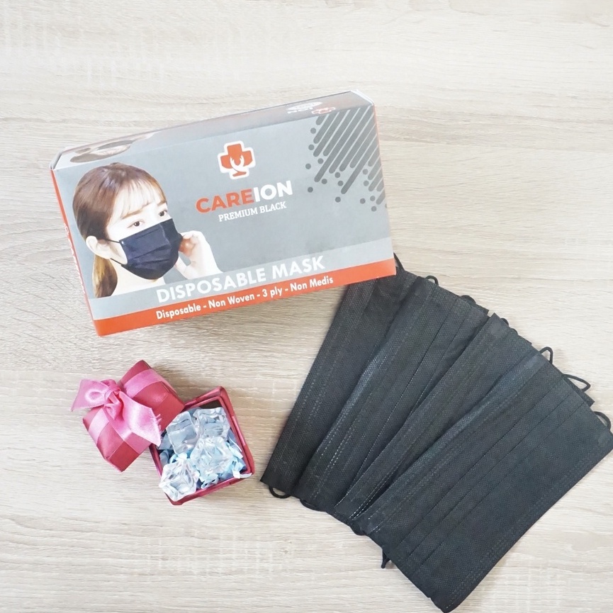 MASKER EARLOOP HITAM CAREION 50PCS