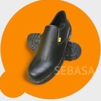 sepatu safety pendek slip  on pelindung  sepatu kerja