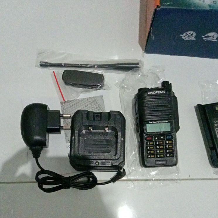 Harga Bersahabat Baofeng uv9r plus HT handy talky 15 watt uv 9r bao feng uv-9r dualband vhf uhf radi