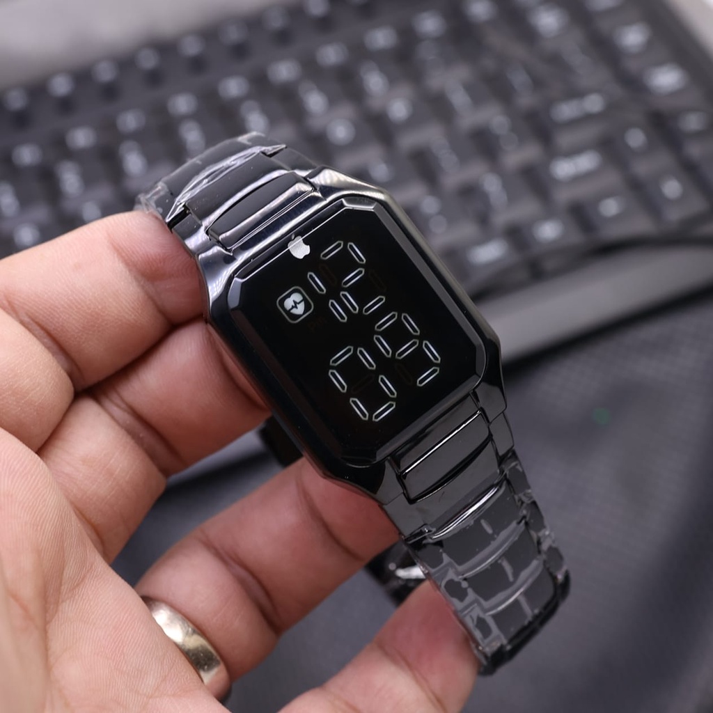 Jam tangan wanita dan pria iphone rantai layar hitam tapi nyala jam fashion