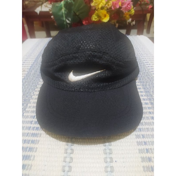 Topi Nike Vintage Second