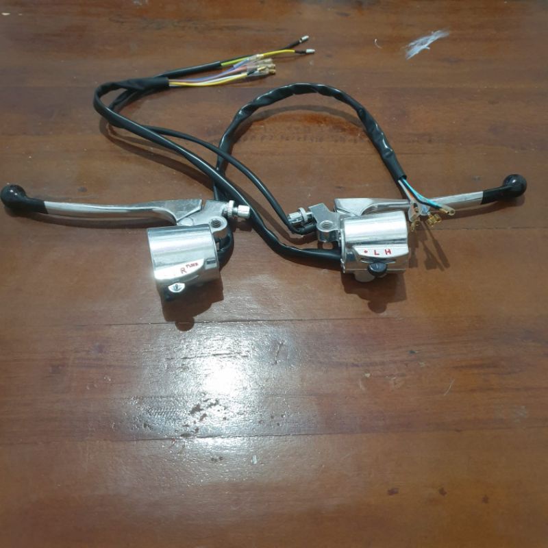 Holder CB Original Holder CB 125 Original Saklar Lampu Kanan Kiri Honda CB 125 Original Sef Master D