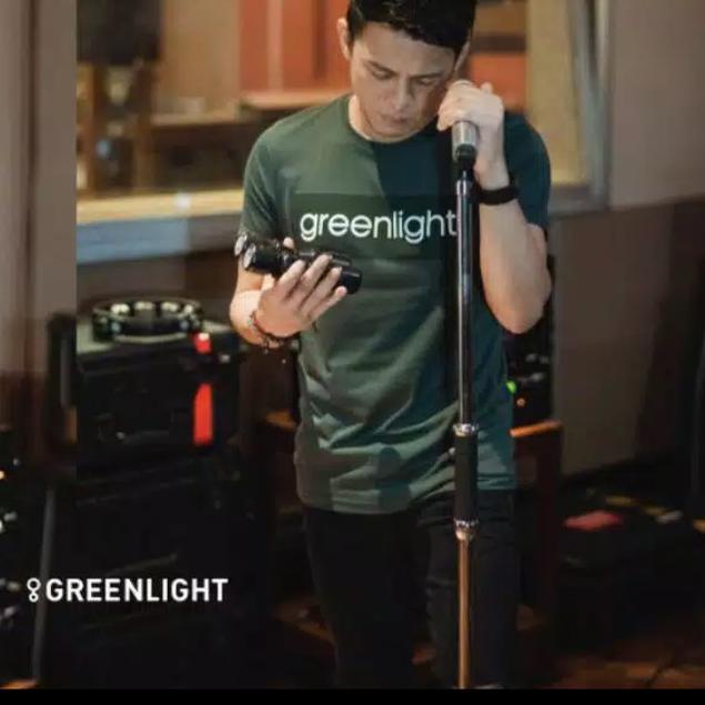 BAJU KAOS PRIA MEREK GREENLIGHT / KAOS ARIEL ATASAN PRIA HIJAU ARMY - Hijau, XL