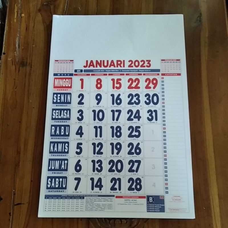 

Kalender Dinding L2 Ukuran 32x48
