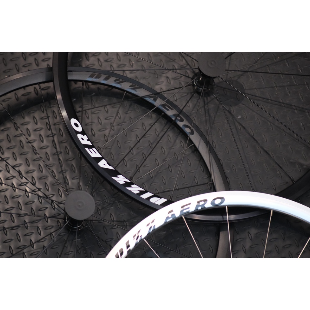 wheelset pizz aero mustang