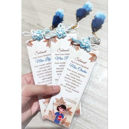 

Pembatas Buku customize bookmark custom