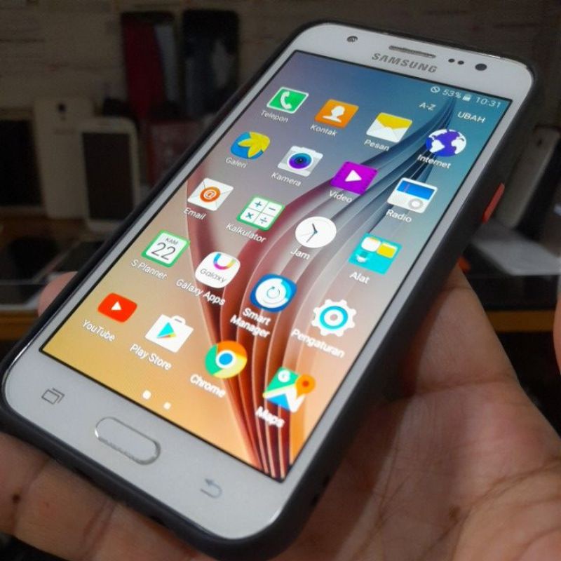 HP SAMSUNG GALAXY J5 2016 4G LTE ram 2/16 GB second ori Samsung normal Mulus tinggal warna putih sia
